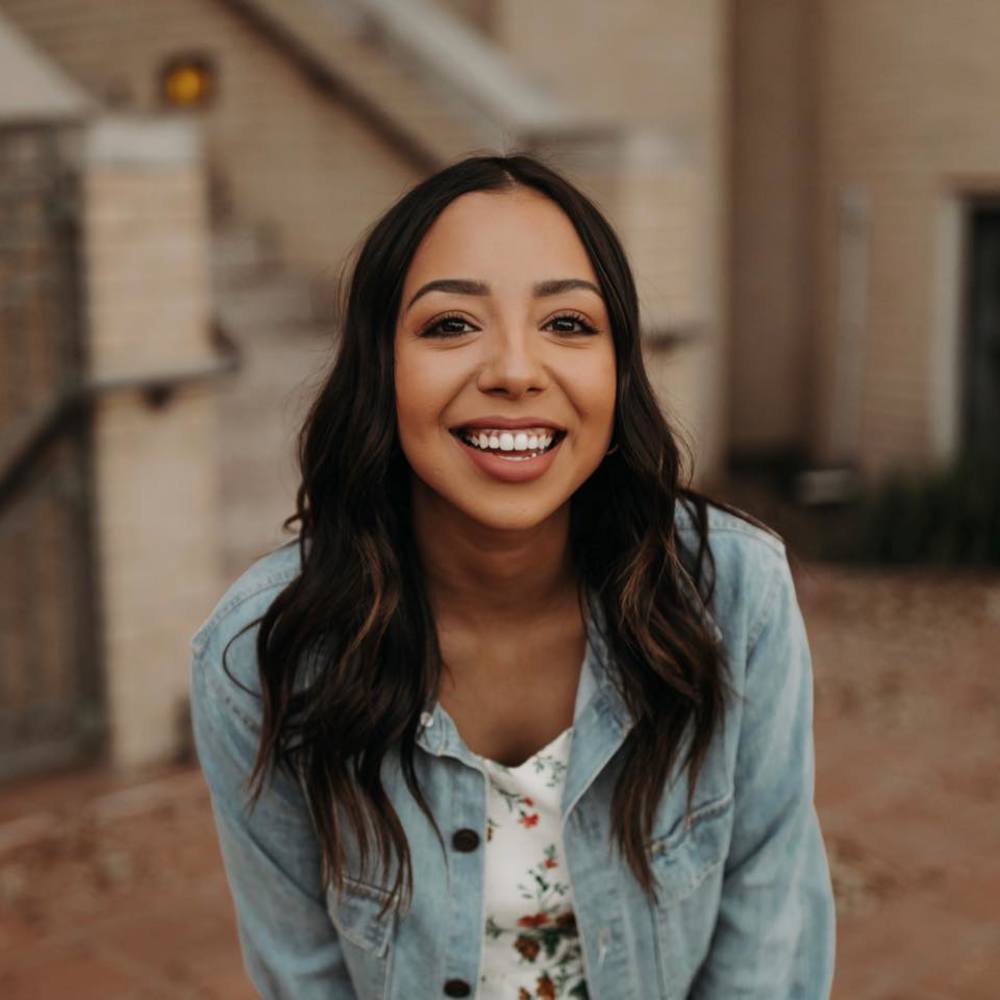 Meet your Posher, Jezlyn